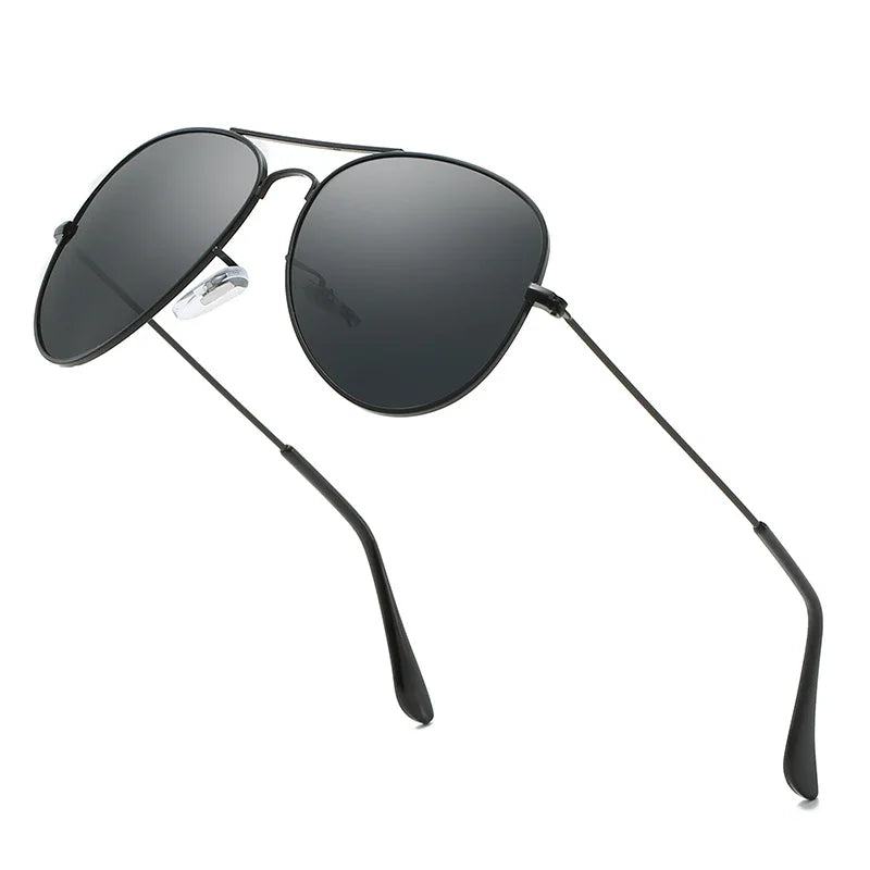 Signature Vantage Aviator Sunglasses