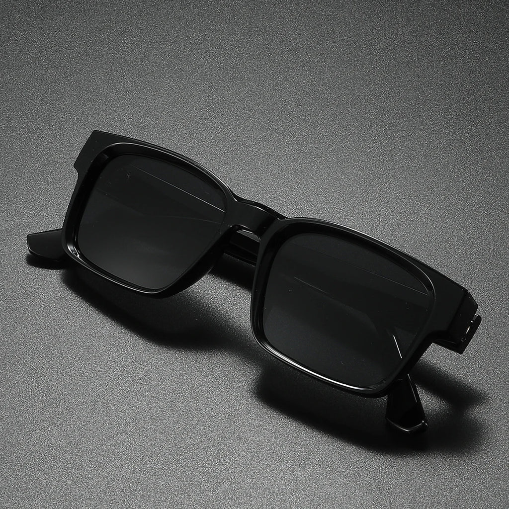 Signature Riviera Square Sunglasses
