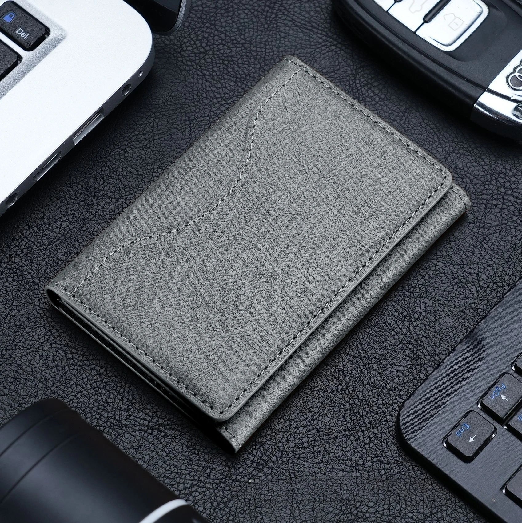 The Maverick MagSafe Leather Wallet Case